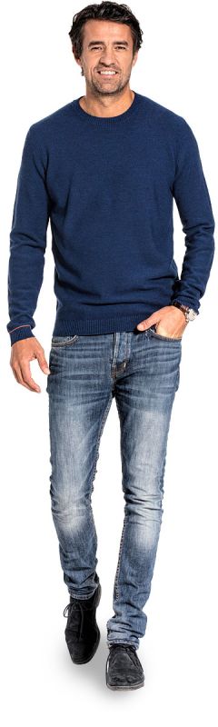 Honeycomb knit sweater for men made of Merino wool in Blue