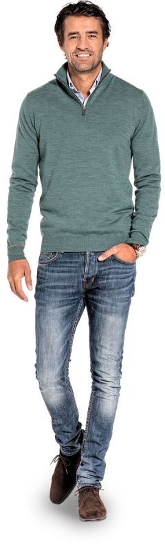 Half zip sweater for men made of Merino wool in Light green