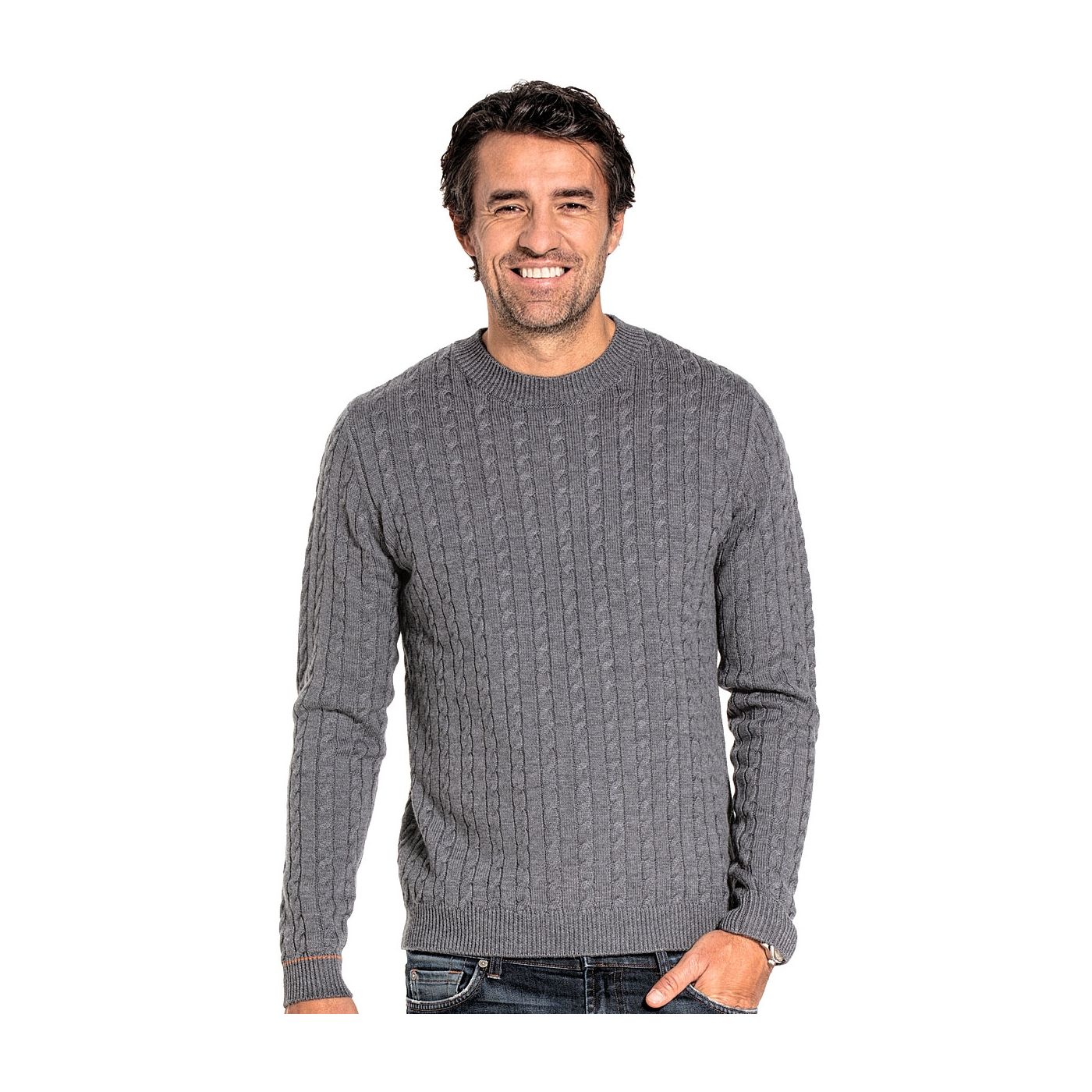 Cable knit sweater for men made of Merino wool in Grey