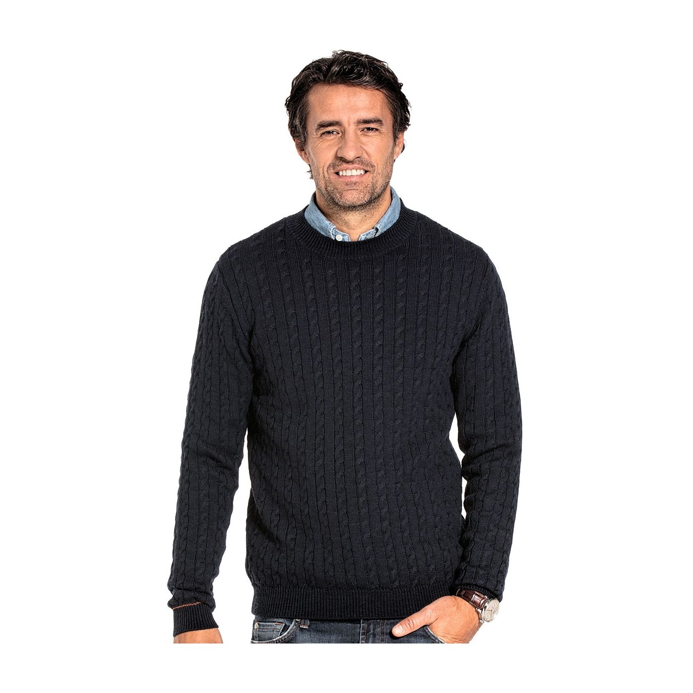 Cable knit sweater for men made of Merino wool in Dark blue