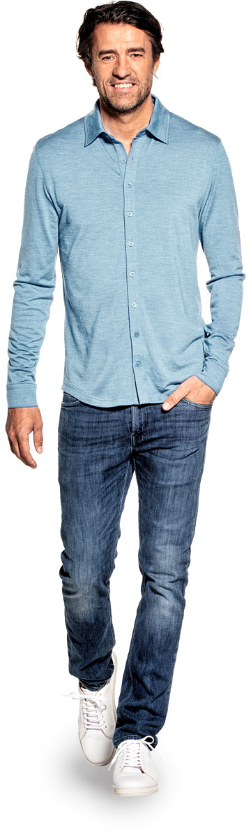 Shirt Button Up voor mannen gemaakt van merinowol in het Lichtblauw