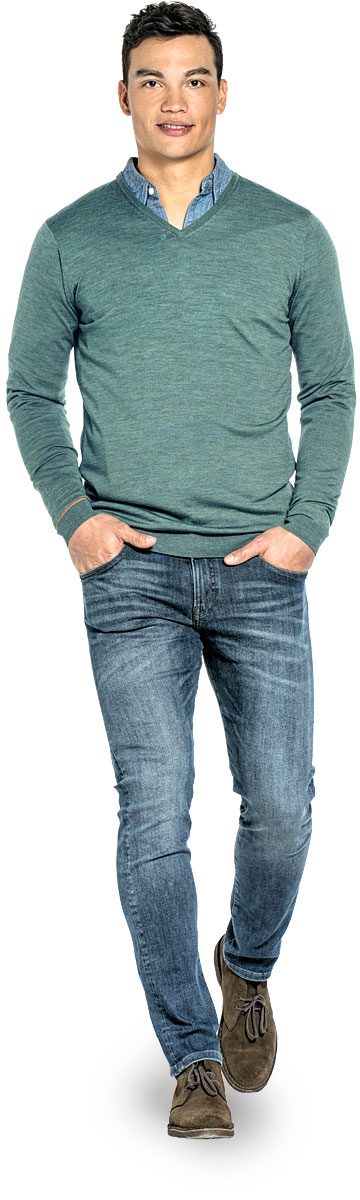 Extra long V Neck sweater for men made of Merino wool in Light green