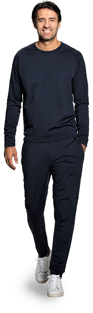 Sweatshirt for men made of Merino wool in Dark blue