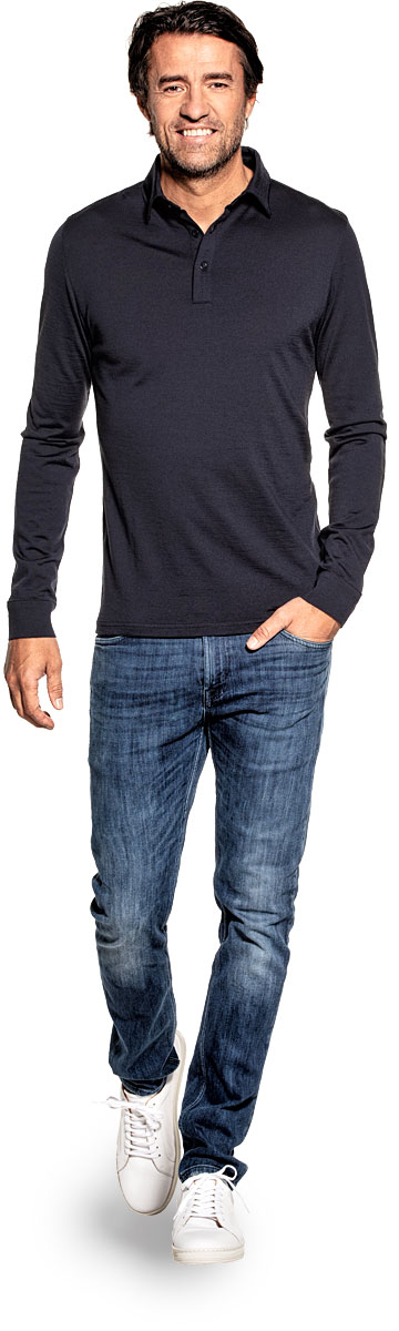 Polo shirt long sleeve for men made of Merino wool in Dark blue