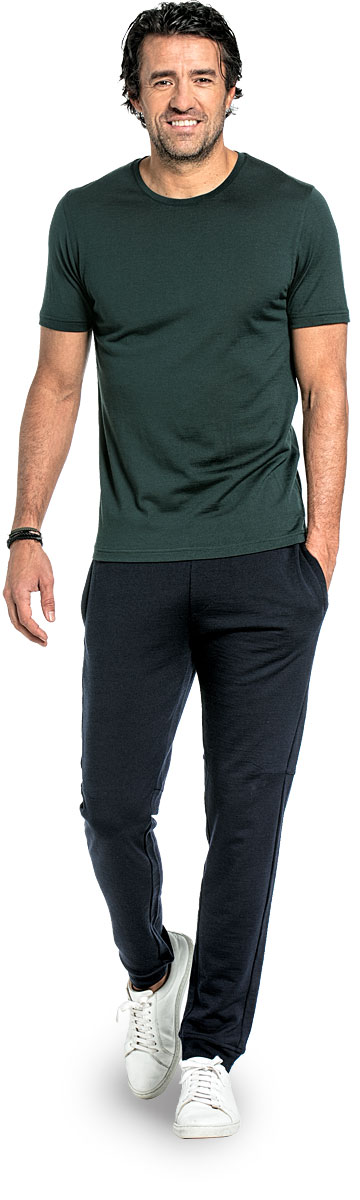 Crew neck T-shirt for men made of Merino wool in Dark green