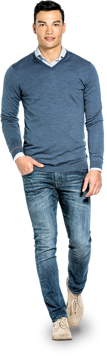 Extra long V Neck sweater for men made of Merino wool in Blue