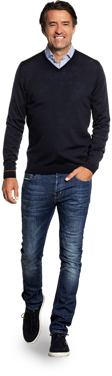 Joe V-Neck Very Dark Navy