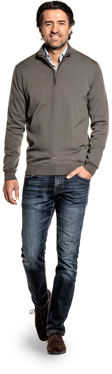 Half zip sweater for men made of Merino wool in Green