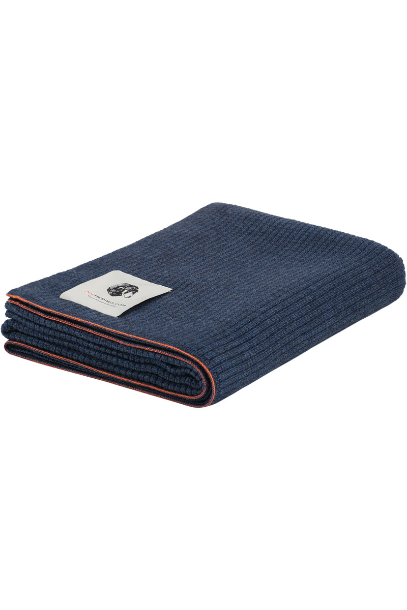 Yak wool blanket for men made of Merino wool in Blue